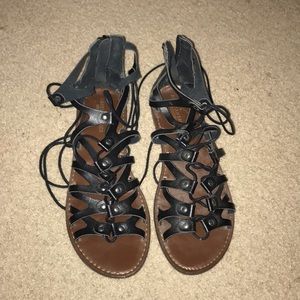 American Eagle Sandals